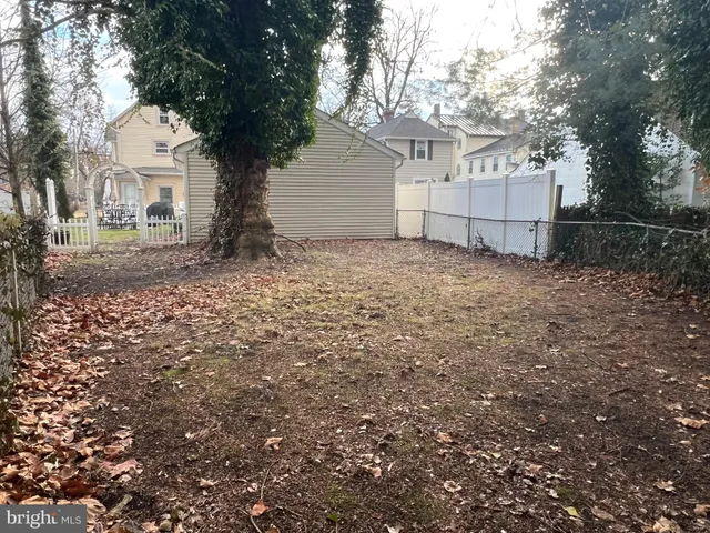 $375,000 | 9 Warren Street, Edgewater Park, NJ 08010