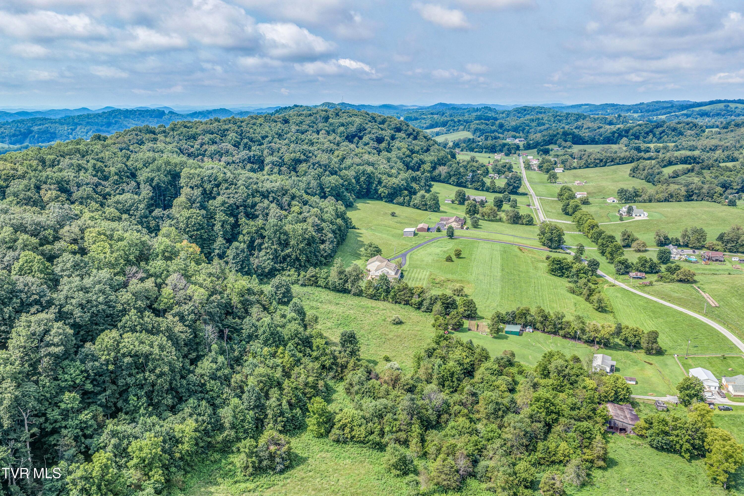 5148 Dishner Valley Road Bristol, VA 24202 - Photo 109 of 117 DJI_20260814113823_0975_D_6_D_7_D_8_D_9_