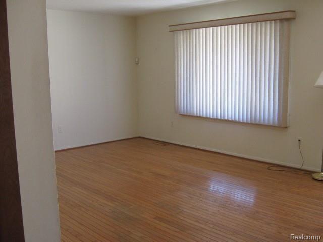47646 Concord Road Macomb, MI 48044 - Photo 7 of 24 Concord 2 157 - Copy.JPG