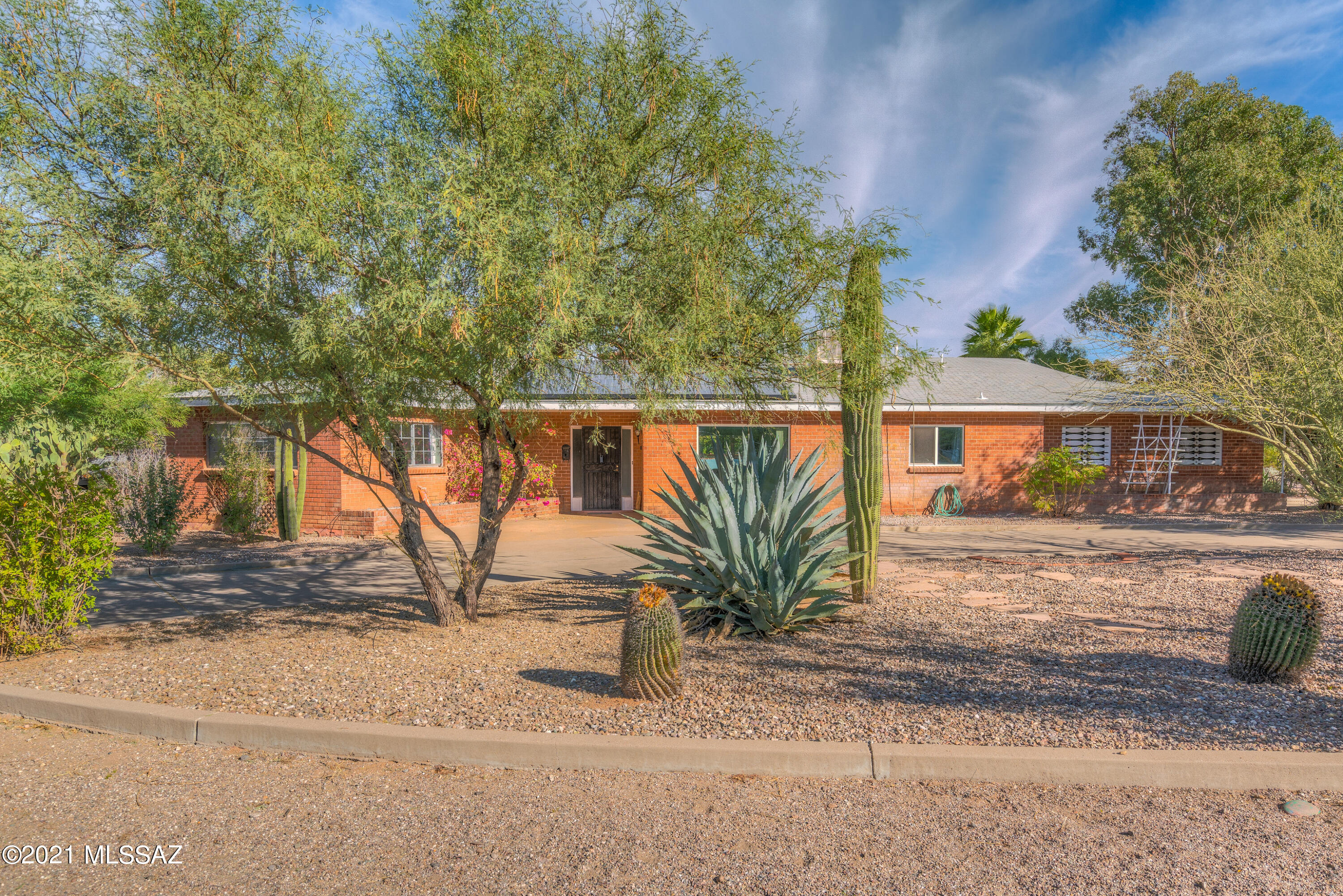2001 East Rennoc Stravenue Tucson, AZ 85719 - Photo 46 of 50 Gallery Image 46