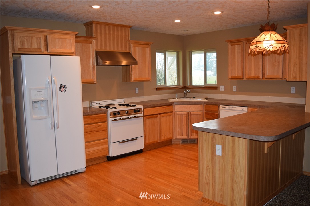 676 North Military Road Winlock, WA 98596 - Photo 11 of 22
