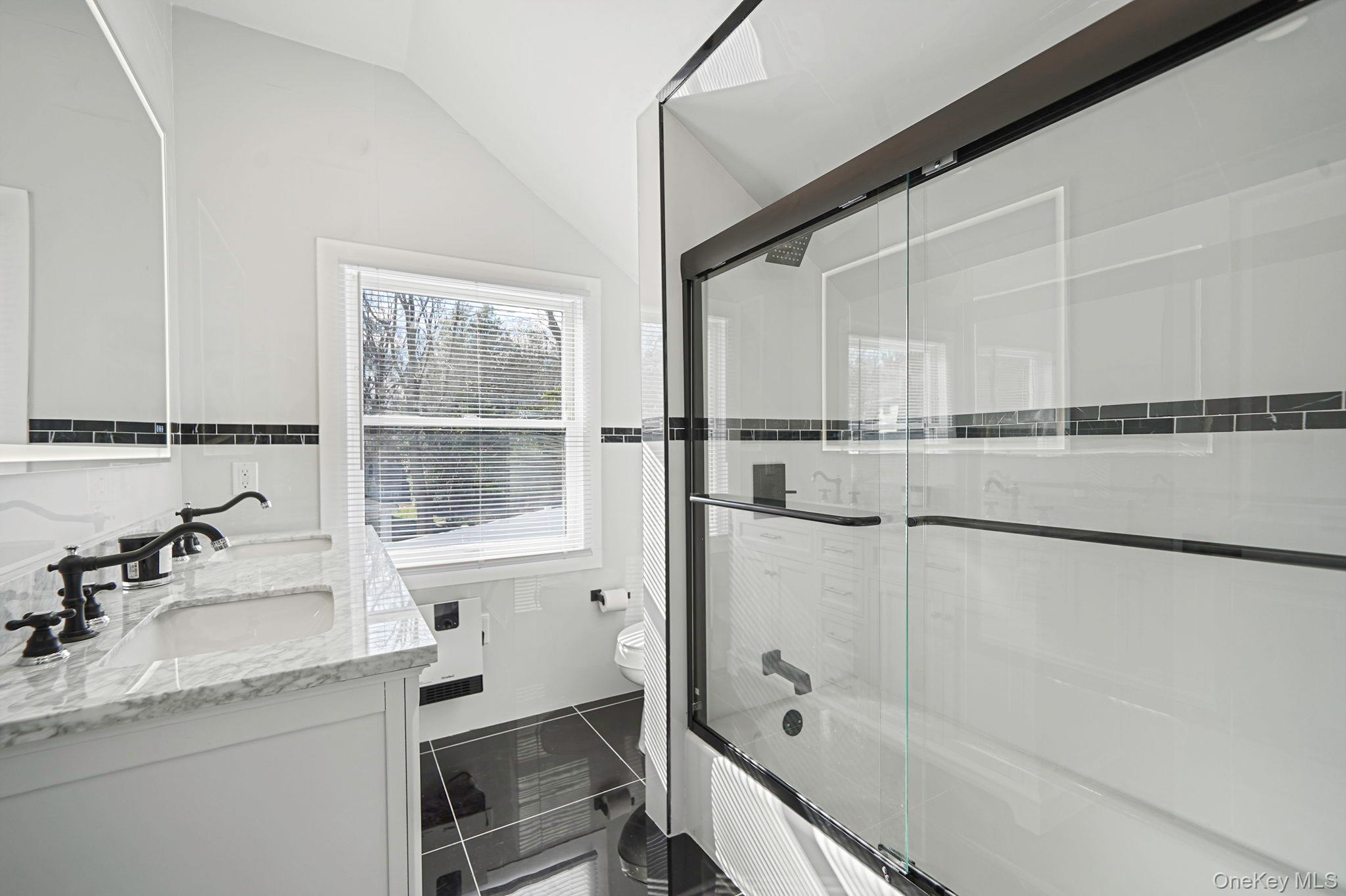 159 Rosewood Road Kings Park, NY 11754 - Photo 28 of 49