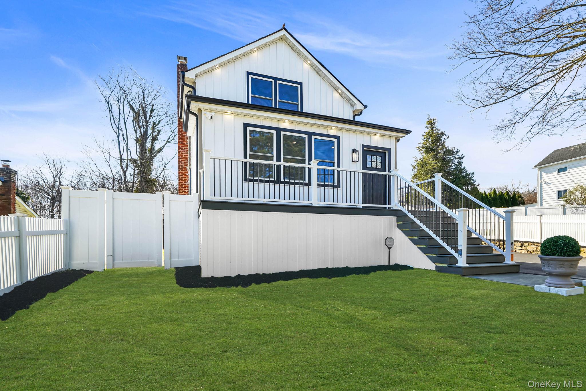 159 Rosewood Road Kings Park, NY 11754 - Photo 4 of 49