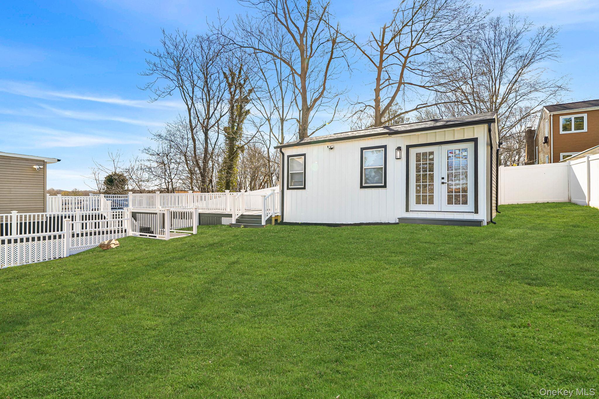 159 Rosewood Road Kings Park, NY 11754 - Photo 43 of 49