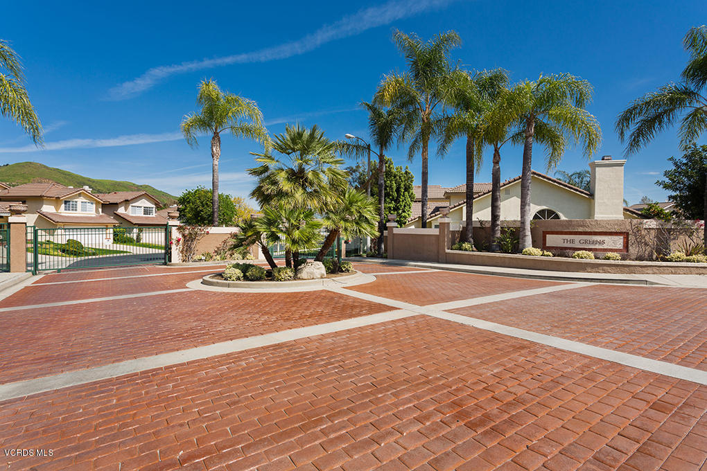 521 Fairfield Road Simi Valley, CA 93065 - Photo 2 of 30 Fairfield2-mls