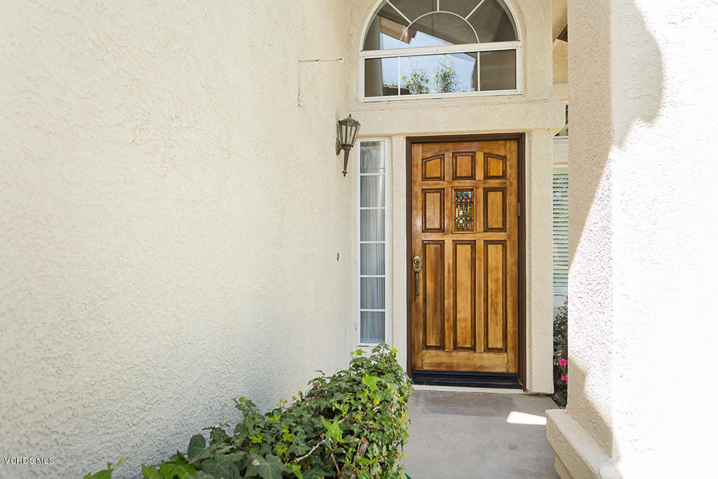 521 Fairfield Road Simi Valley, CA 93065 - Photo 3 of 30 Fairfield3-mls