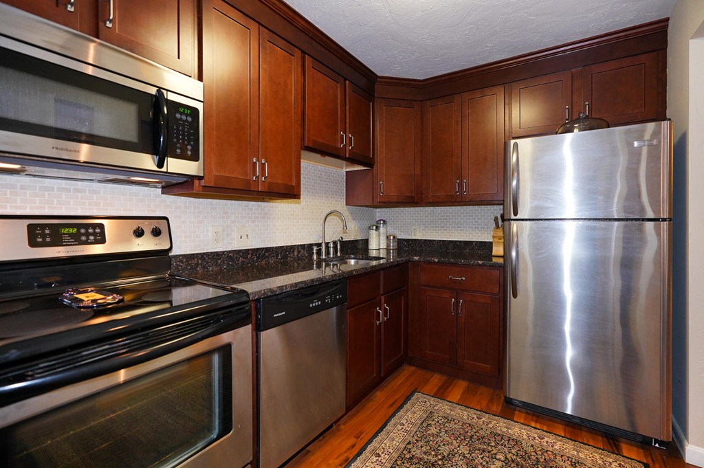 23 Erick Road, Unit 22 Mansfield, MA 02048 - Photo 8 of 16 Gallery Image 8