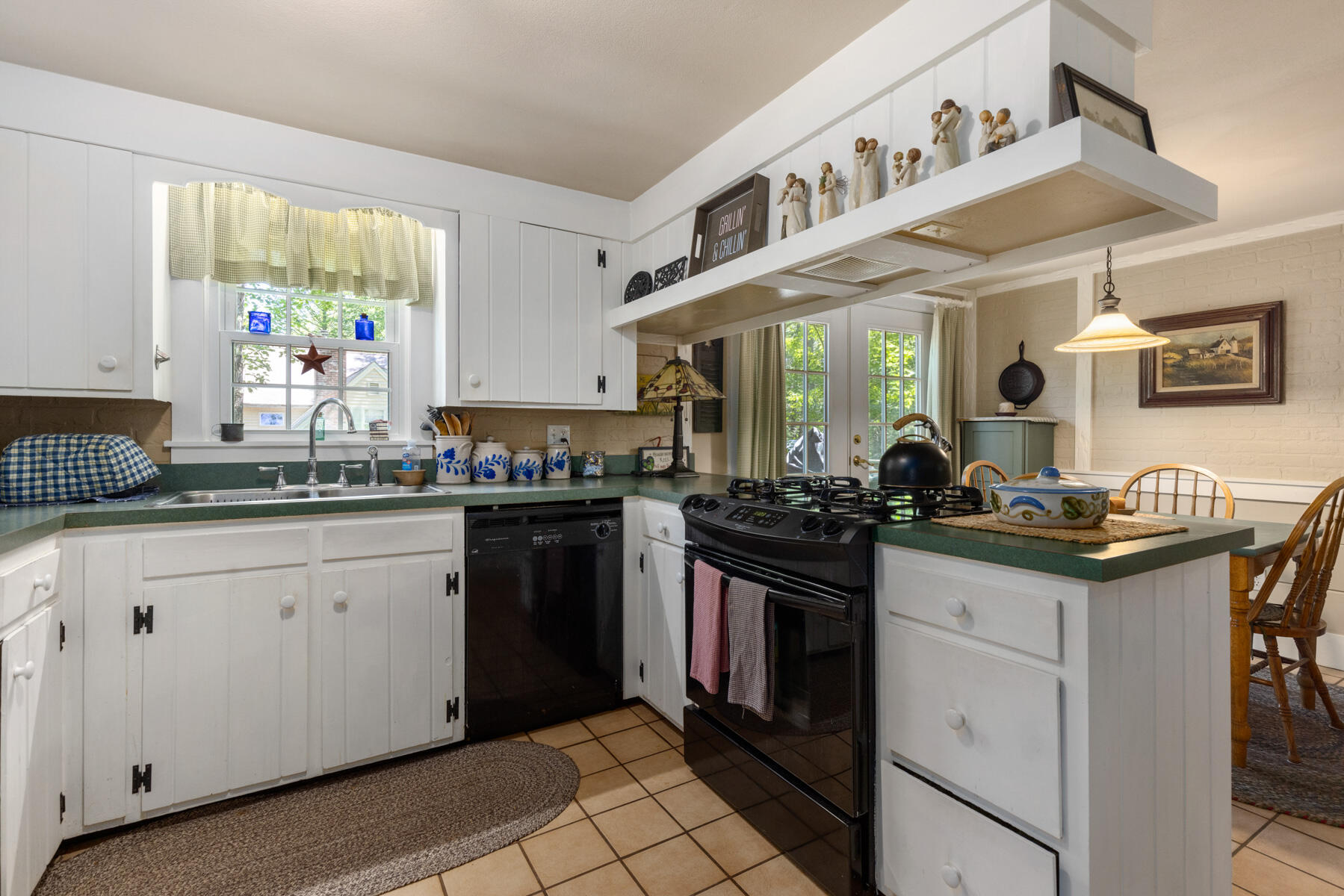 5 Corn Swamp Road York, ME 03909 - Photo 7 of 36 kitchen2