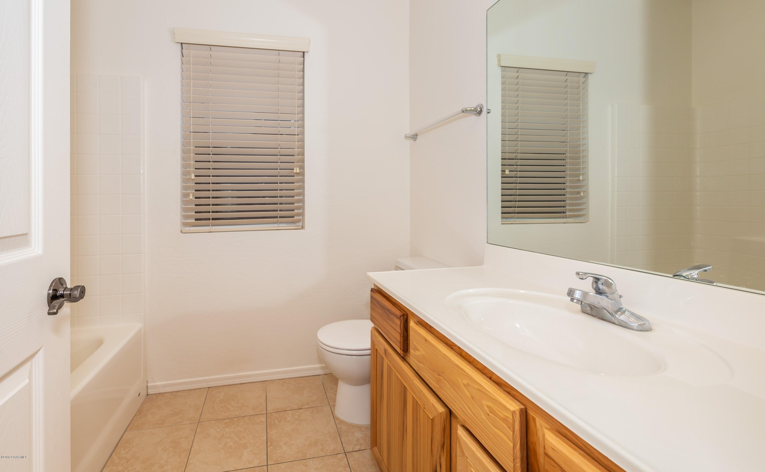 12848 East Rico Street Dewey, AZ 86327 - Photo 18 of 37 018_Guest Bathroom