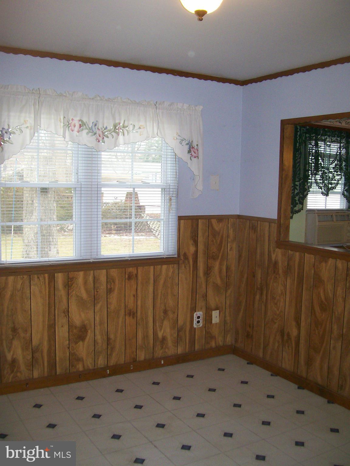 3705 Lambson Road Baltimore, MD 21220 - Photo 11 of 28 Kitchen