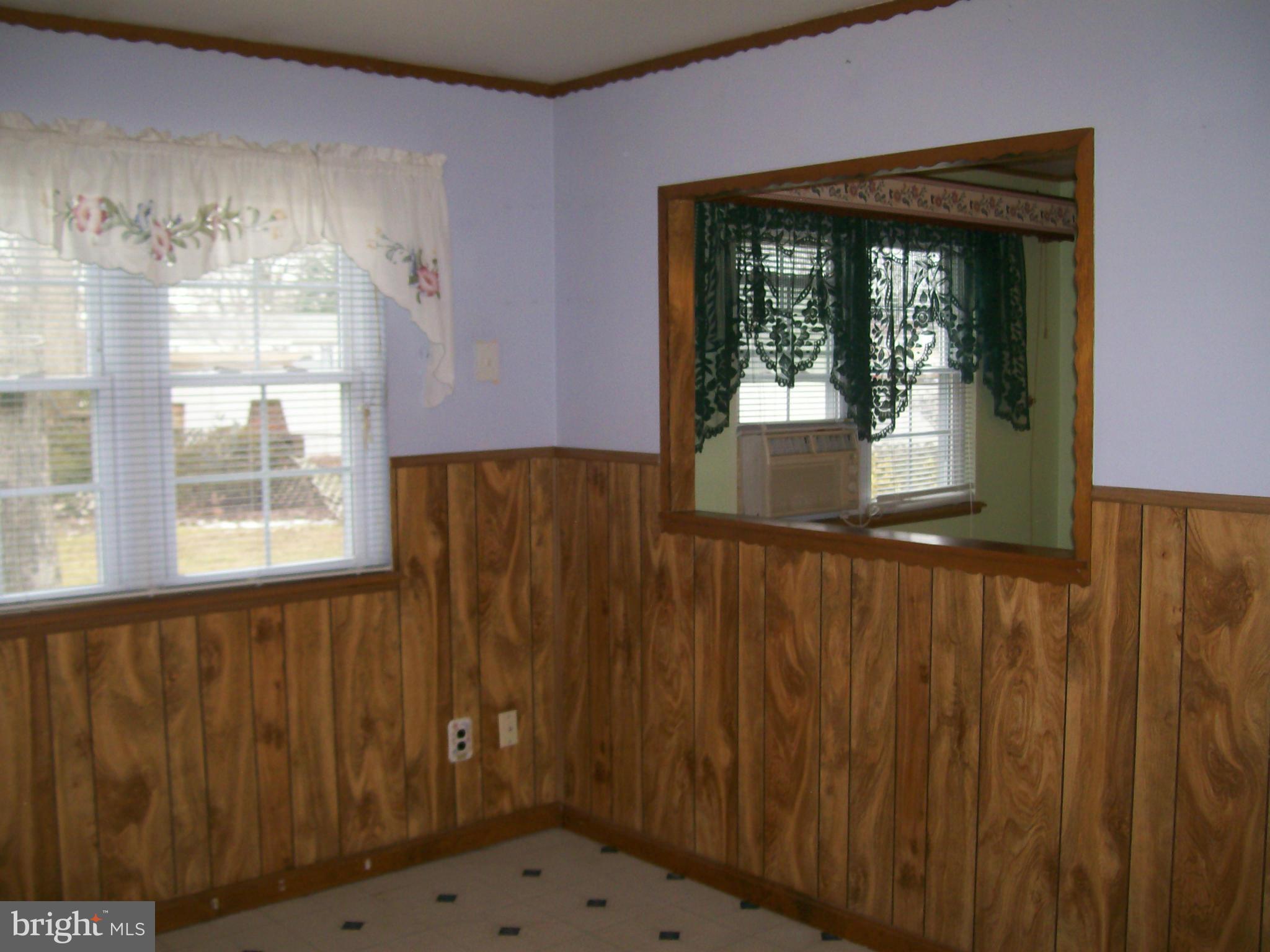 3705 Lambson Road Baltimore, MD 21220 - Photo 10 of 28 Dining Room