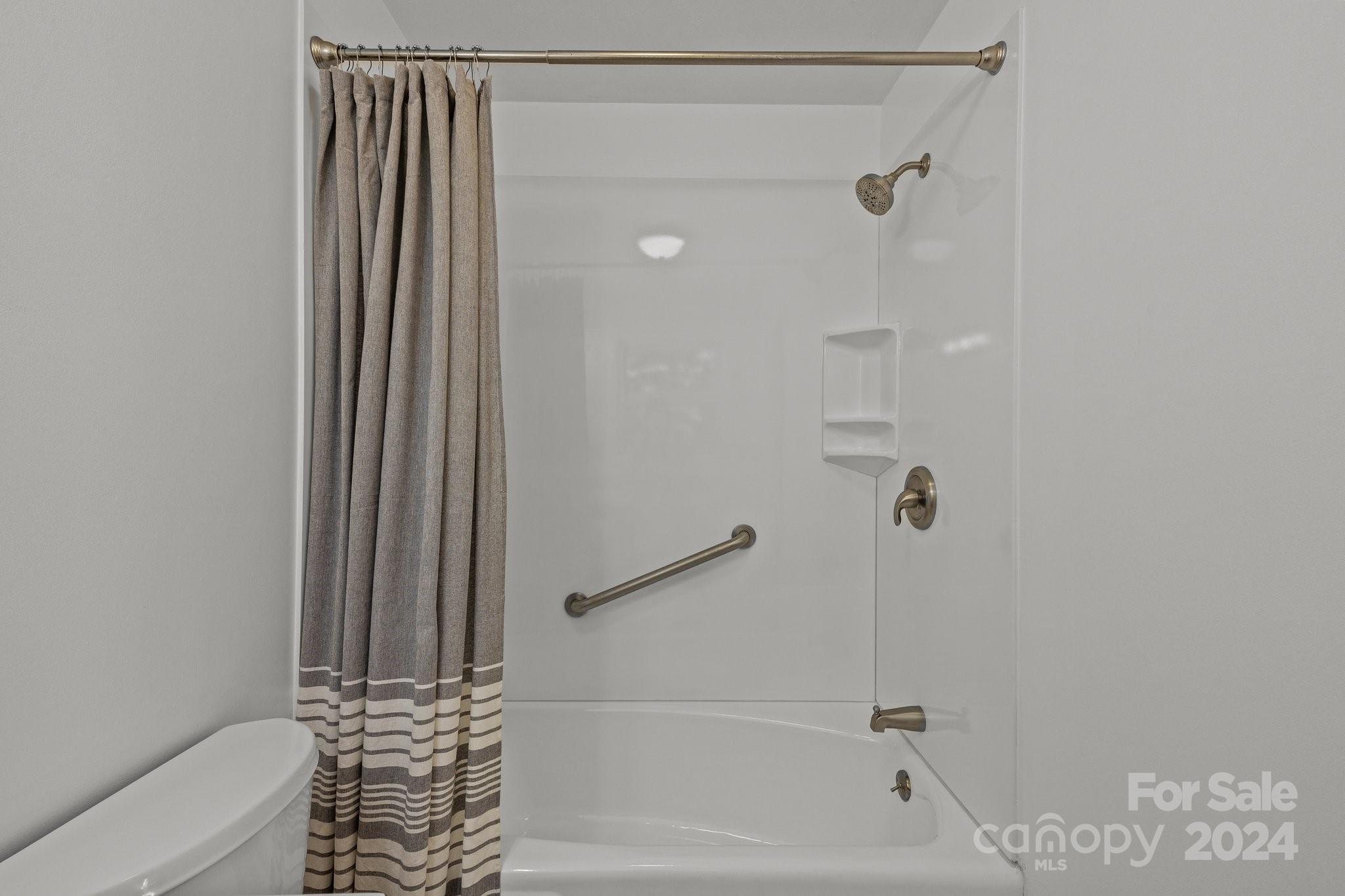 305 Landis Road Marion, NC 28752 - Photo 24 of 32 Gallery Image 24