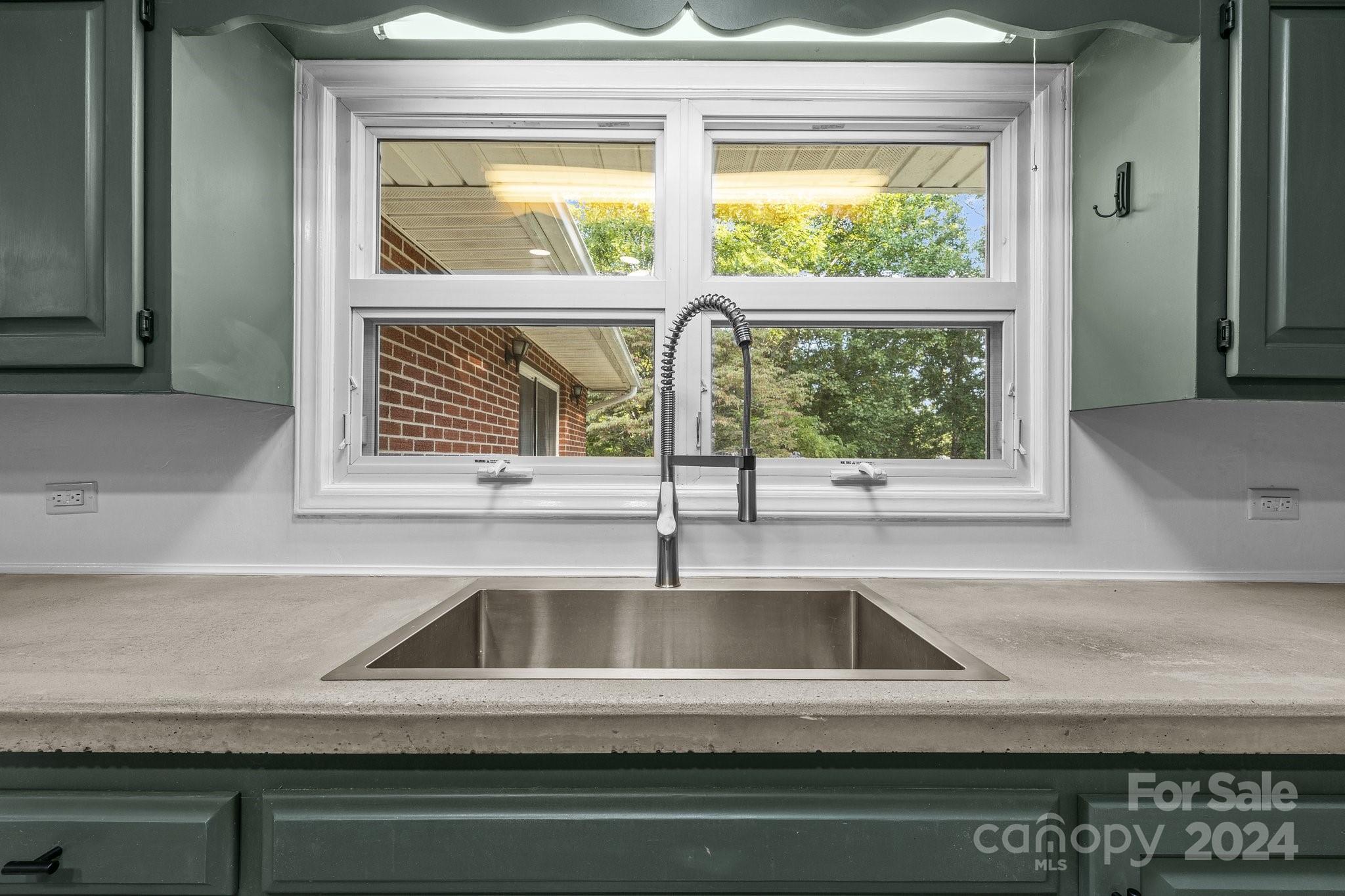 305 Landis Road Marion, NC 28752 - Photo 10 of 32 Gallery Image 10