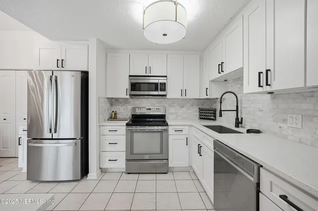 $765,000 | 1642 Leeward Lane, Neptune Beach, FL 32266