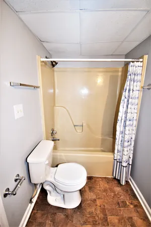 $725 | 214 South 7th Street, Unit D, Clarksville, TN 37040