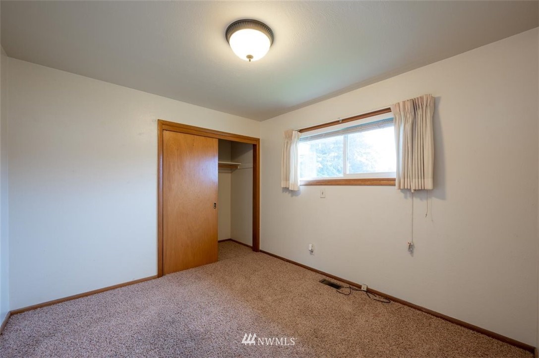 5683 Guide Meridian Bellingham, WA 98226 - Photo 21 of 37