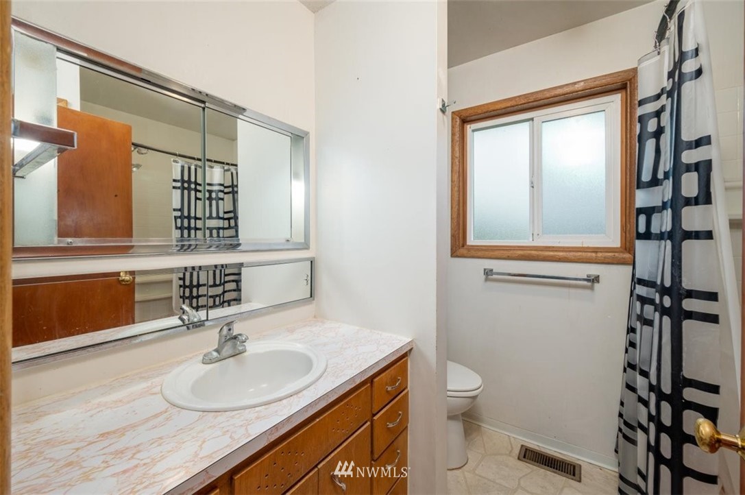 5683 Guide Meridian Bellingham, WA 98226 - Photo 23 of 37