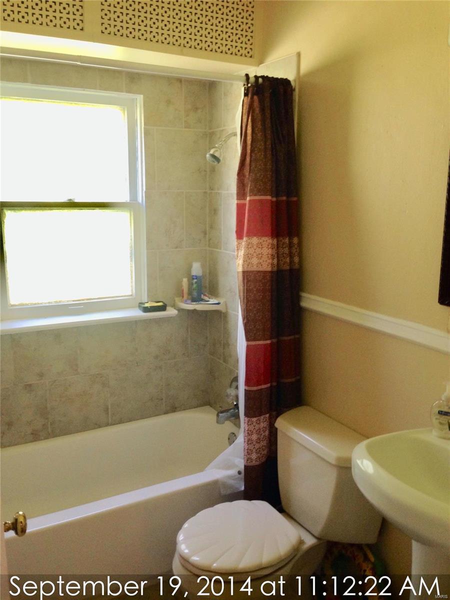 113 Chambers Road St. Louis, MO 63137 - Photo 10 of 13