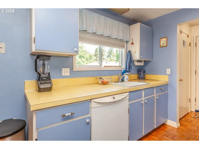 $275,000 | 1387 Northwest Riverview Avenue, Gresham, OR 97030