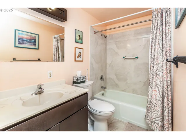 $275,000 | 1387 Northwest Riverview Avenue, Gresham, OR 97030