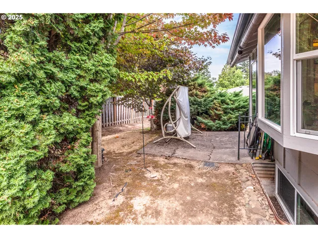 $275,000 | 1387 Northwest Riverview Avenue, Gresham, OR 97030