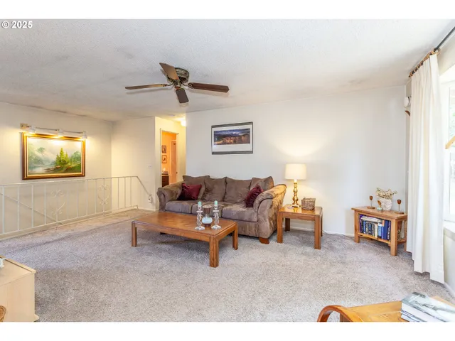 $275,000 | 1387 Northwest Riverview Avenue, Gresham, OR 97030