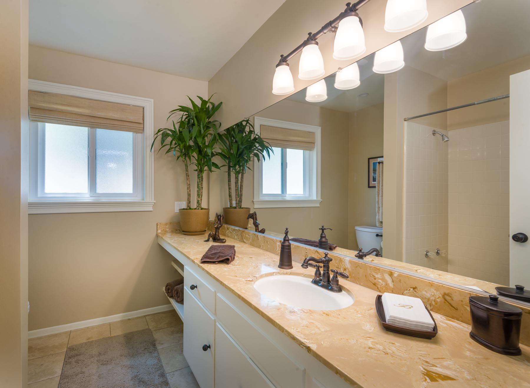 4124 Foothill Road Santa Barbara, CA 93110 - Photo 7 of 11 BathRoom