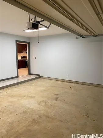 $3,400 | 4186 Kilauea Avenue, Unit DOWNSTAIRS, Honolulu, HI 96816