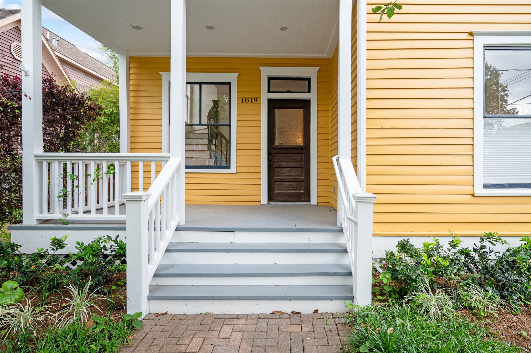 Welcome to 1819 Decatur, a wonderfully renovated home in the historic Old Sixth Ward.