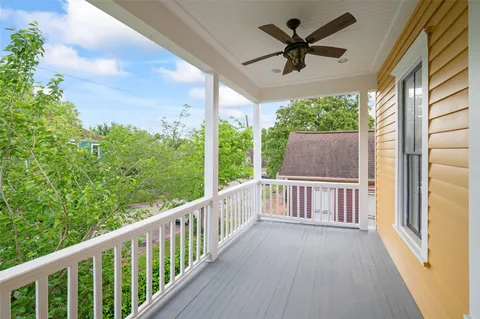 $695,000 | 1819 Decatur Street, Houston, TX 77007