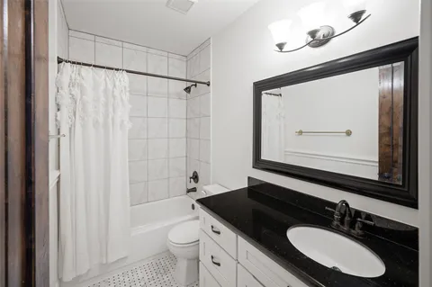 $695,000 | 1819 Decatur Street, Houston, TX 77007