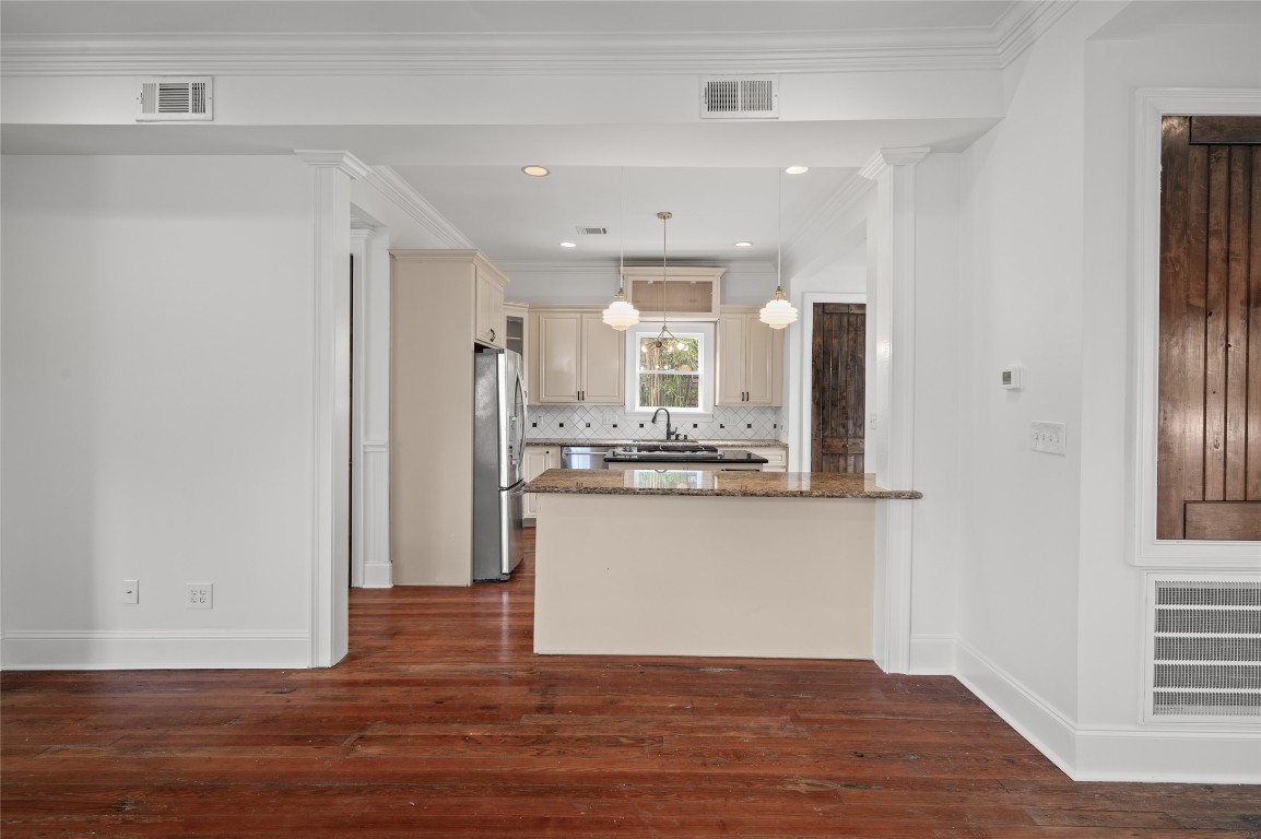 1819 Decatur Street Houston, TX 77007 - Photo 9 of 36