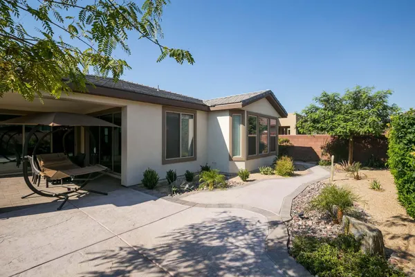 $3,800 | 82800 Kingsboro Lane, Indio, CA 92201