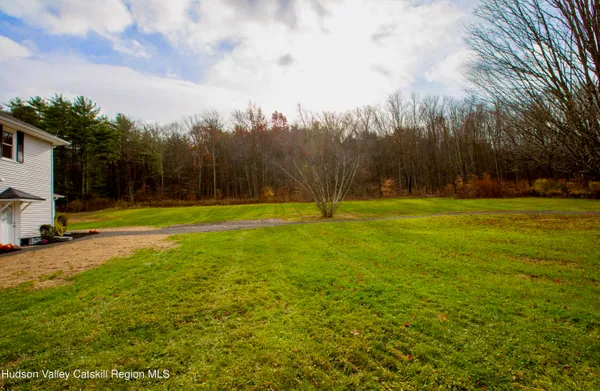 $519,000 | 40 Highland Avenue, Kerhonkson, NY 12446