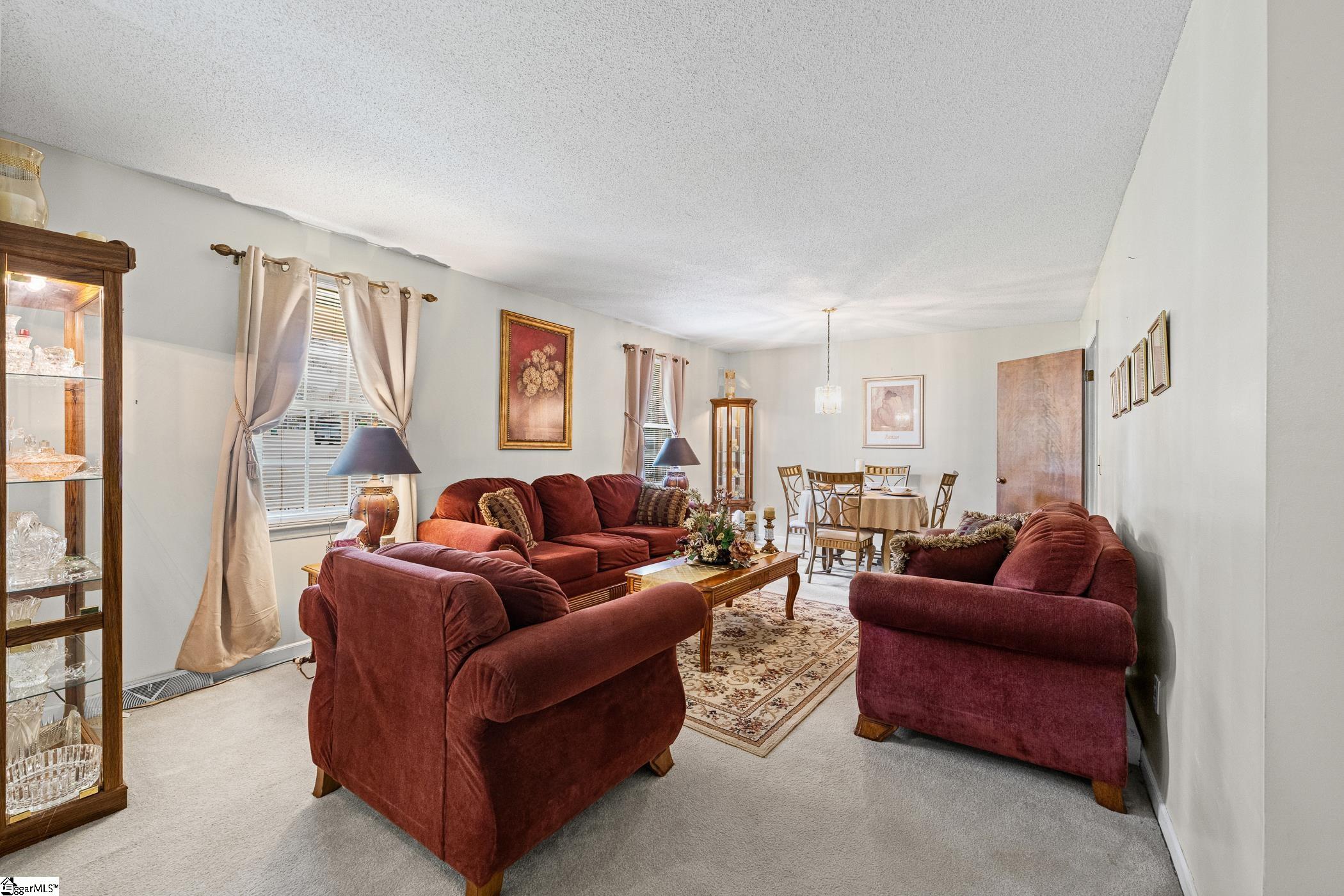 103 Manning Court Greenwood, SC 29649 - Photo 8 of 33