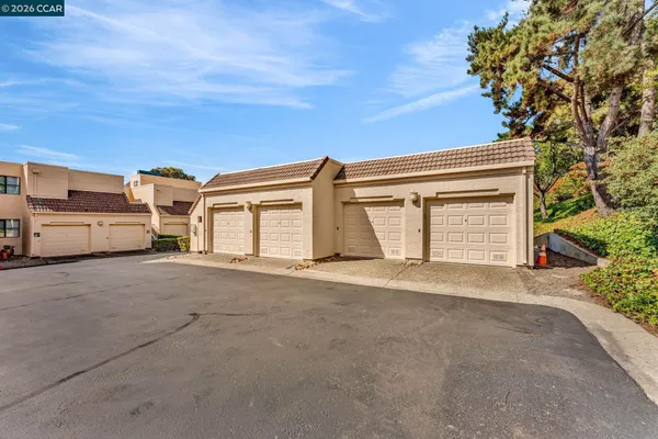 $308,000 | 196 Nantucket Lane, Vallejo, CA 94590