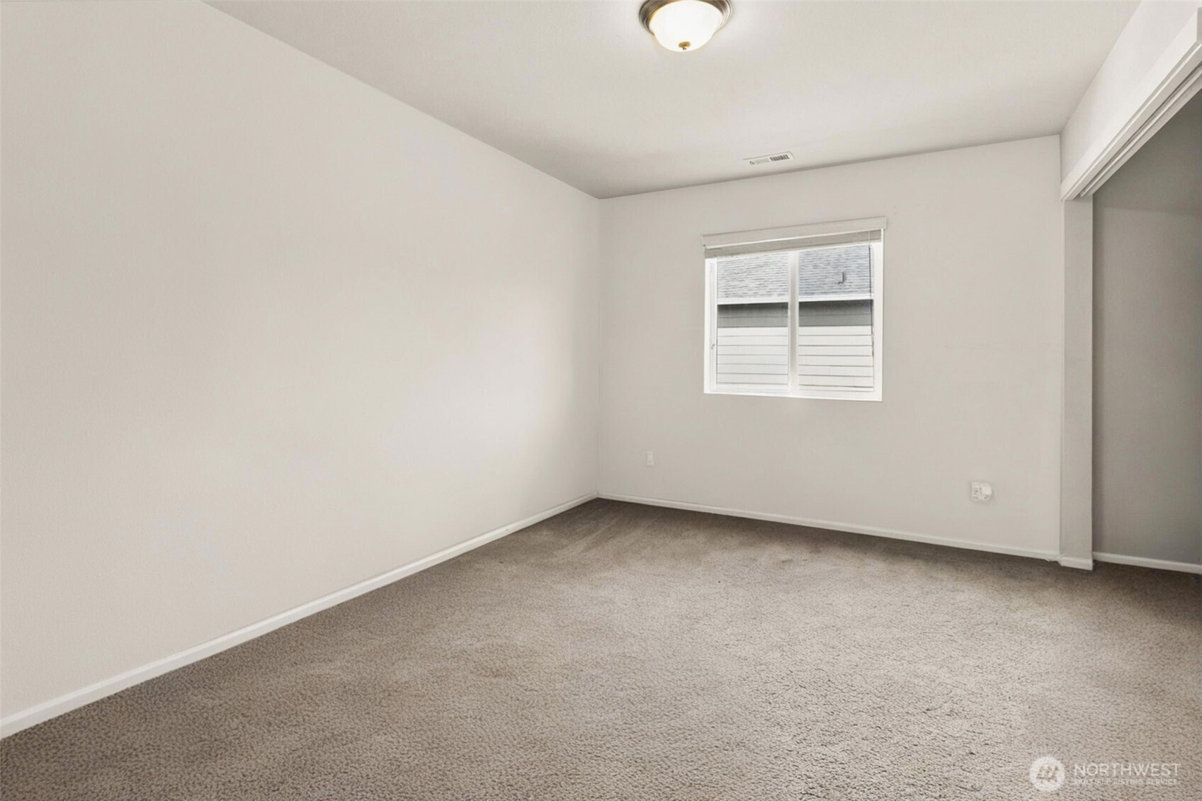 912 O'Farrell Lane Northwest Orting, WA 98360 - Photo 30 of 40