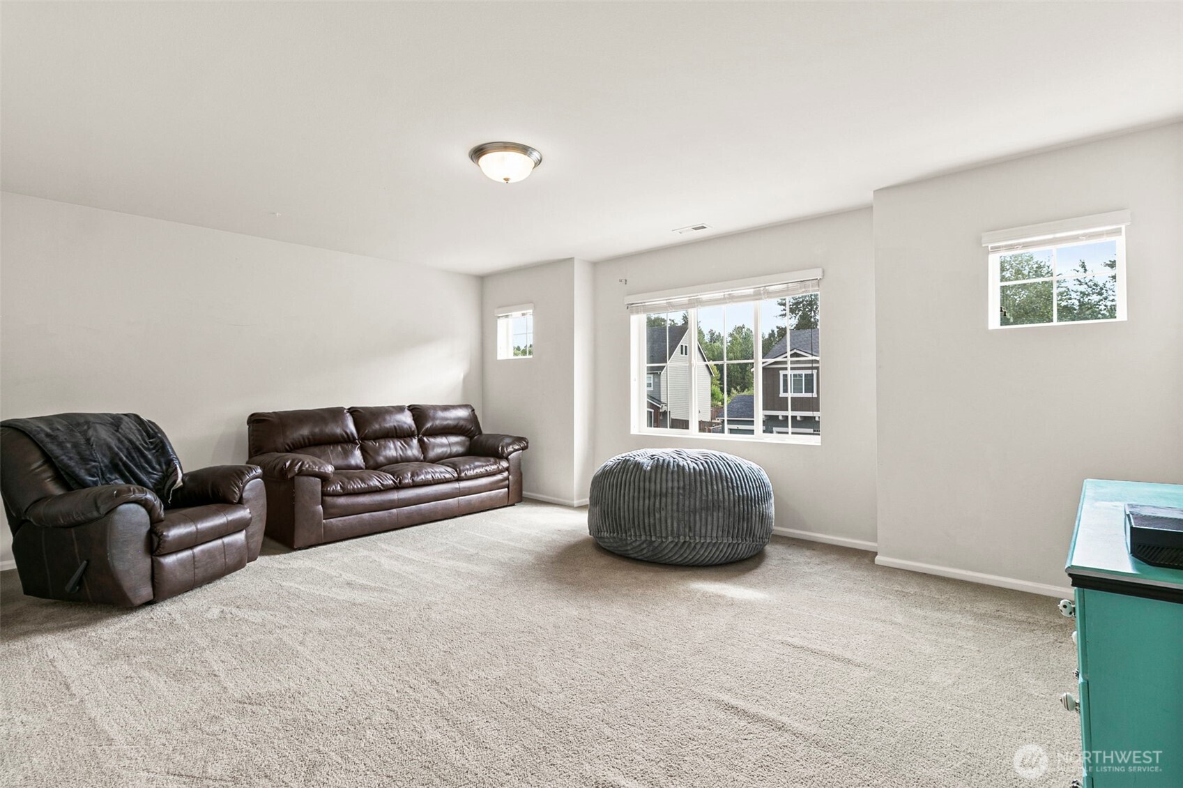 912 O'Farrell Lane Northwest Orting, WA 98360 - Photo 34 of 40