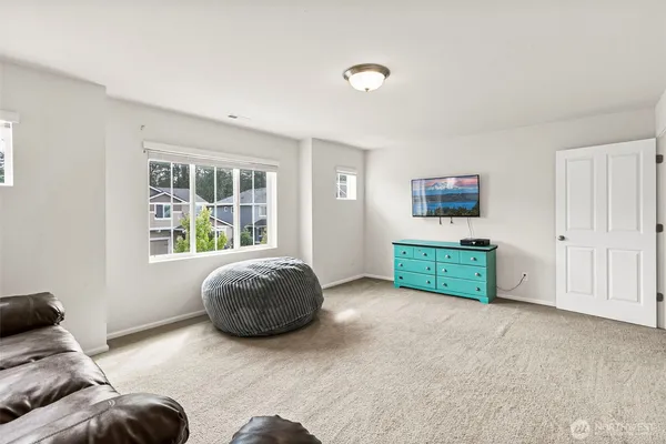 $625,000 | 912 O'Farrell Lane Northwest, Orting, WA 98360