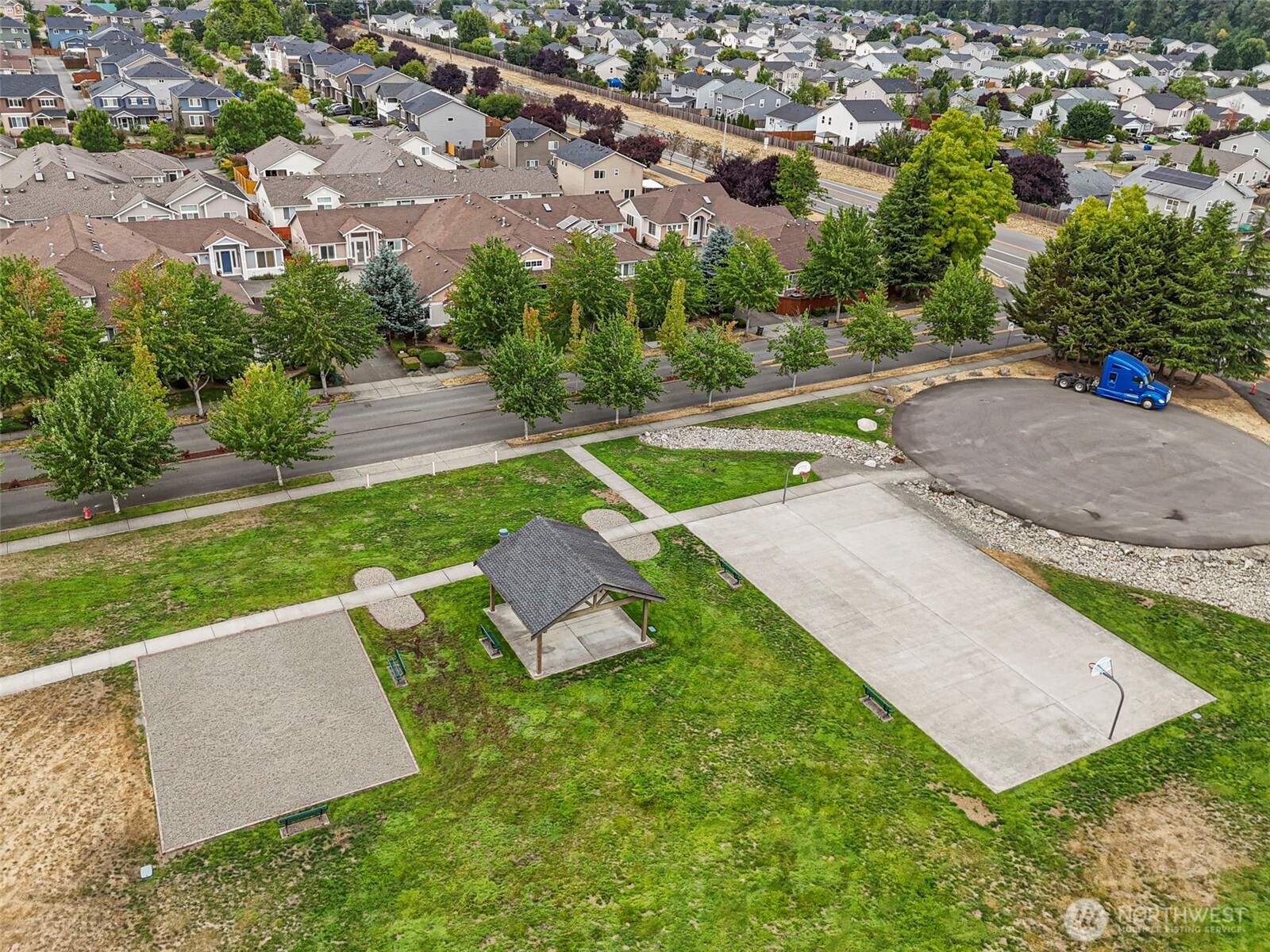 912 O'Farrell Lane Northwest Orting, WA 98360 - Photo 38 of 40
