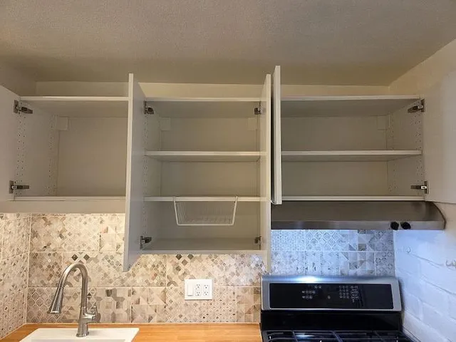 $189,950 | 328 South Paseo Pena, Unit D, Green Valley, AZ 85614