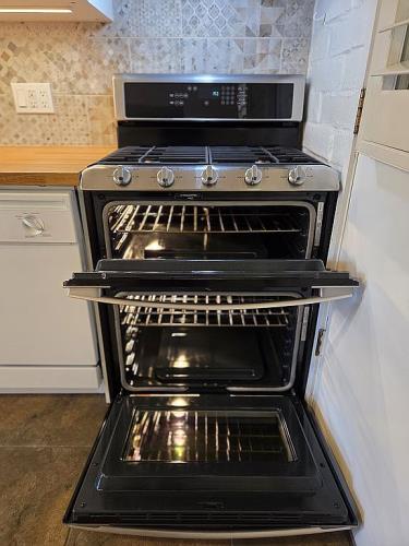 328 South Paseo Pena, Unit D Green Valley, AZ 85614 - Photo 15 of 64