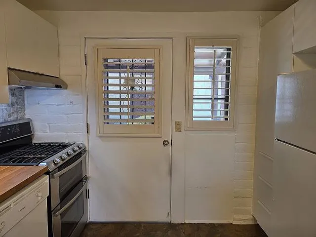 $189,950 | 328 South Paseo Pena, Unit D, Green Valley, AZ 85614