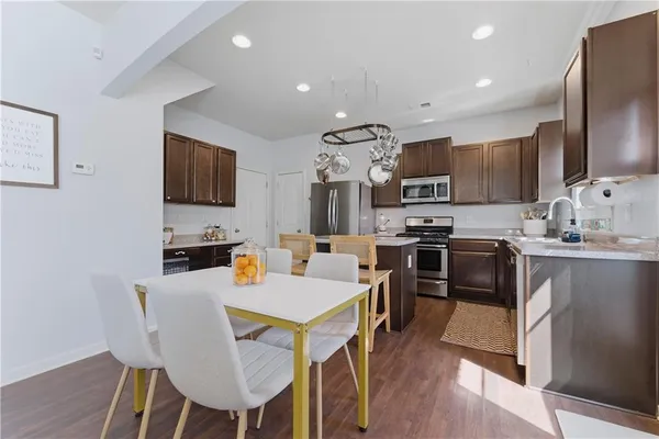 $275,000 | 17 High Point Way, Hiram, GA 30141