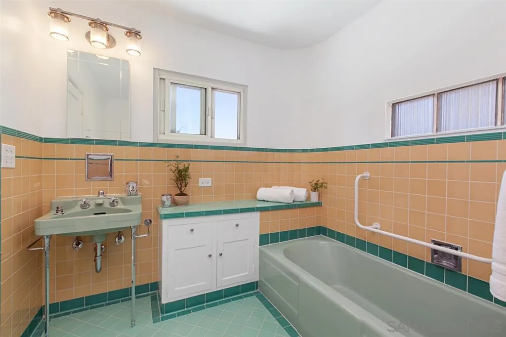 2355 Willow Street San Diego, CA 92106 - Photo 17 of 25 a bathroom with a sink and a bathtub