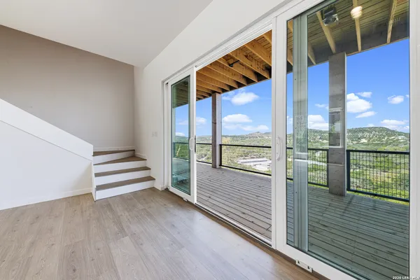 $1,250,000 | 1123 Ledge Path, Canyon Lake, TX 78133