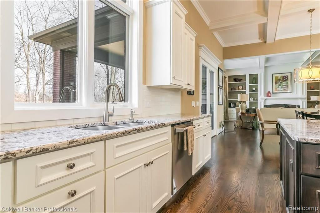 3798 Thatcher Drive Rochester Hills, MI 48309 - Photo 18 of 62