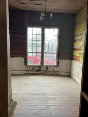a view of lot of window