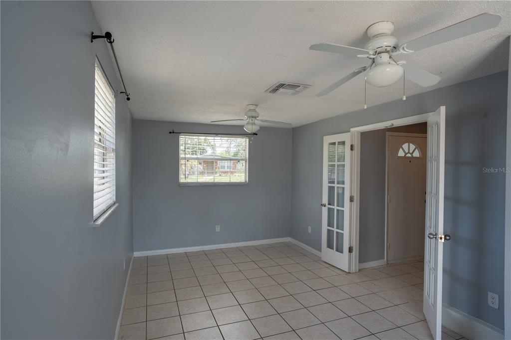 711 Mason Street Brandon, FL 33511 - Photo 4 of 37