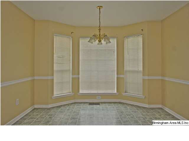 716 Jason Circle Center Point, AL 35215 - Photo 12 of 32